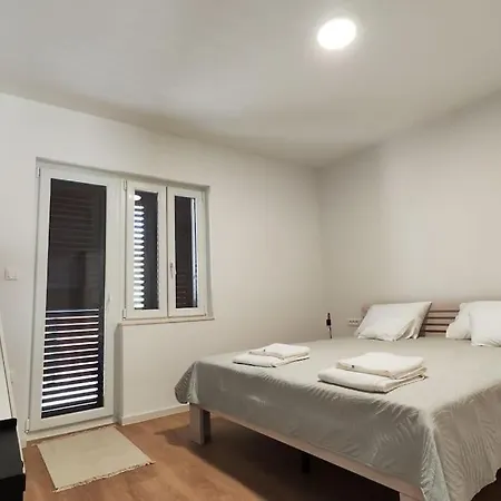 Βίλα Murva Kaštela